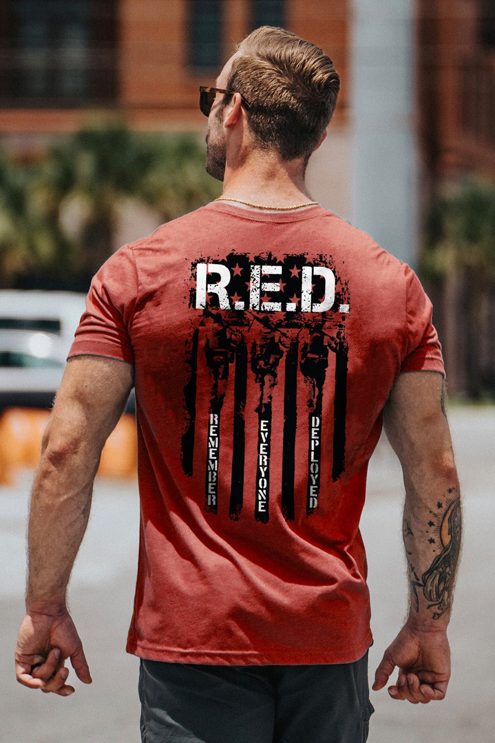 Replaceable Clone red_lifestyle reference image